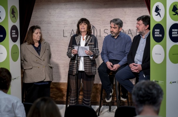Vila-Matas, Abad Faciolince, Nona Férnandez, Giralt Torrente y Scheweblin, finalistas del nuevo premio Aena de narrativa