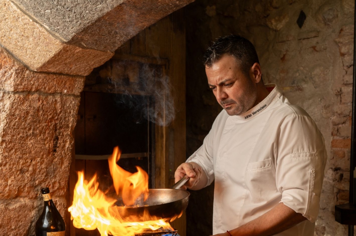 Cocinar en un horno medieval: el giro de Adrián Merenciano en Onda
