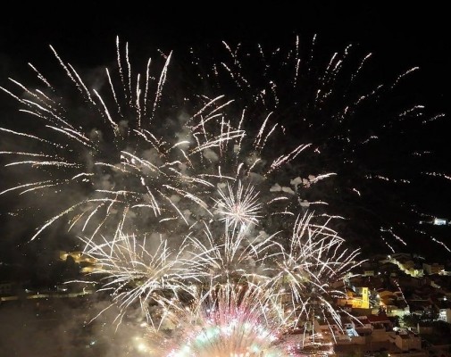 Nit del Foc: 1.000 kilos de material pirotécnico para un espectáculo rítmico de 18 minutos