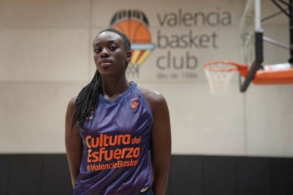 Awa Fam se mantiene como número 1 en las últimas previsiones del 'draft' de la WBNA