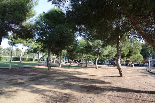 La Diputación de València financia la renovación de parques públicos de Catarroja y Meliana