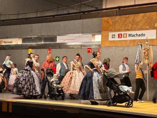 Cerca de tres millones de usuarios utilizan Metrovalencia para desplazarse en Fallas