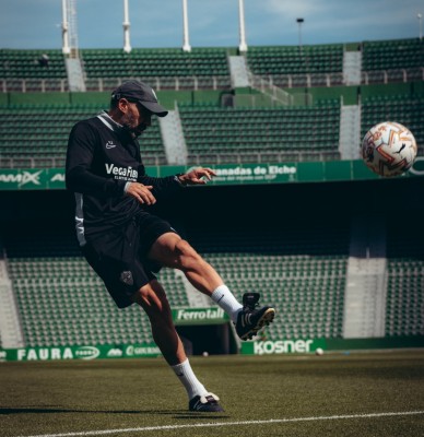 Todos disponibles en el Elche CF a excepción de Yago de Santiago y Adam Boayar