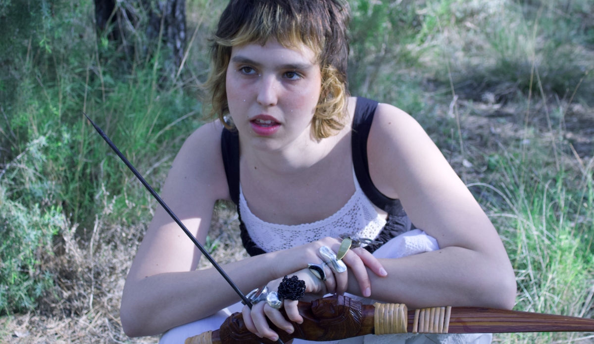 ‘Cazador, te engañé’, una fábula de desamor escrita y cantada por Luna Valle