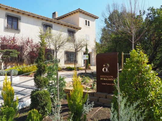 La Diputación licita por 149.000€ finalizar la mejora de la eficiencia energética en Casa Tápena de Onil