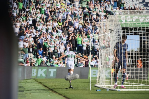Elche CF-RCD Mallorca: buscando la salida del Pasaje del Terror