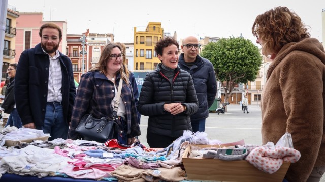 Onda reúne a 17 comercios locales para acercar sus productos con descuentos en la Feria del Stock