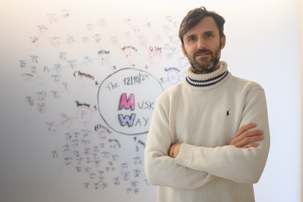 Alejandro, el valenciano que siente fascinación por Elon Musk