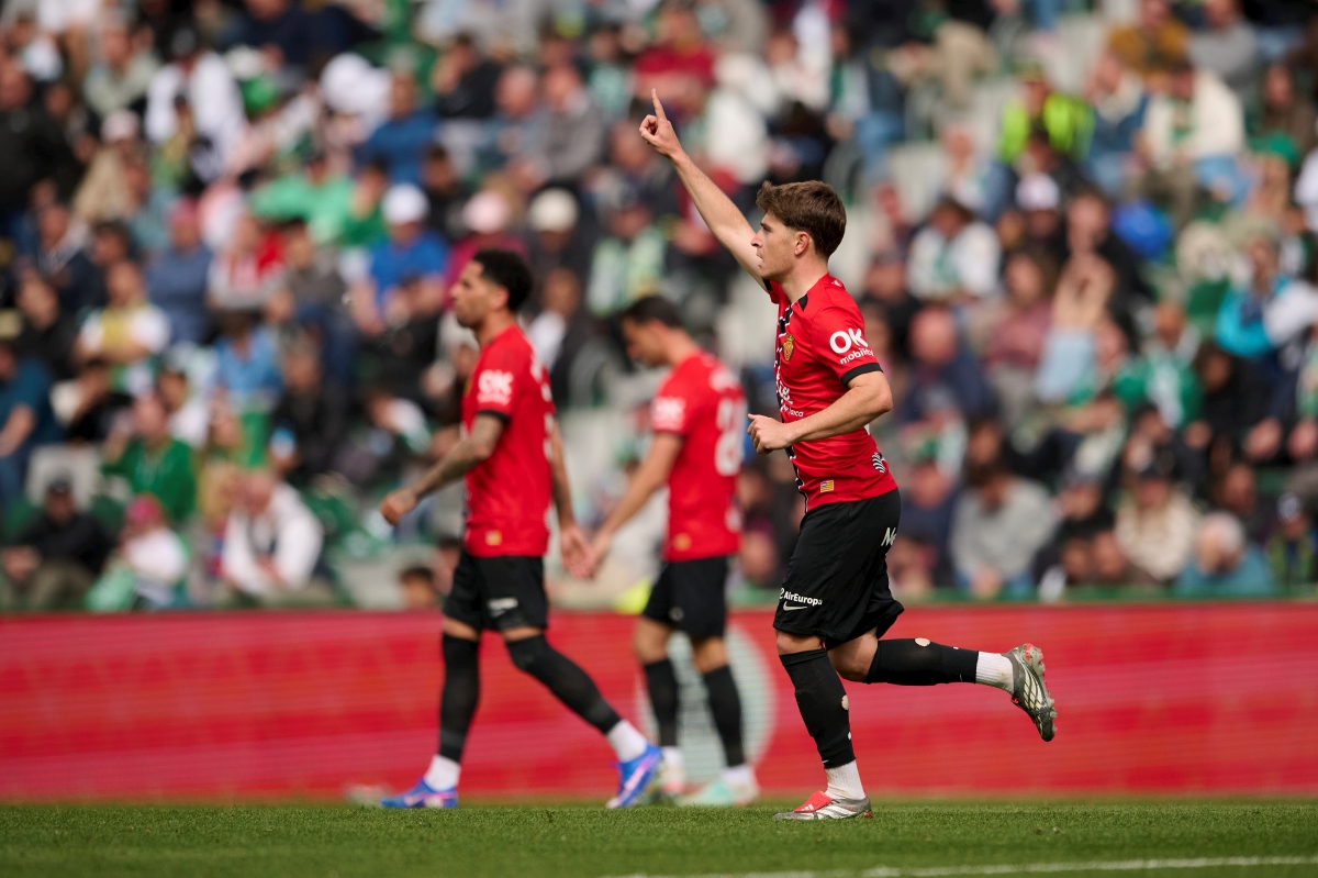 Pablo Torre celebra su gol