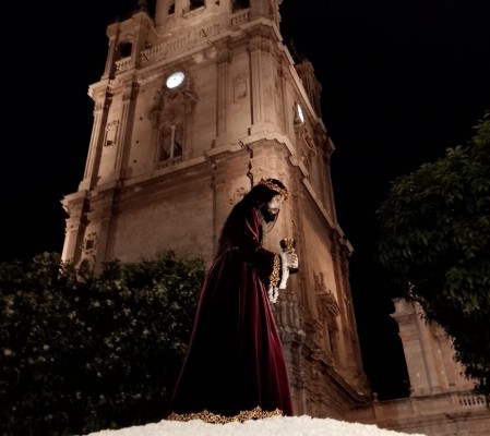 El Cristo de la Providencia y María de la Súplica abren el Pórtico de la Semana Santa y emocionan en las calles de Murcia