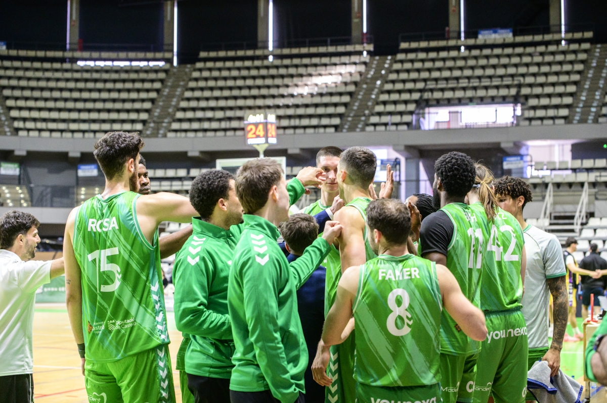 Un sólido Amics se lleva la victoria de Huesca