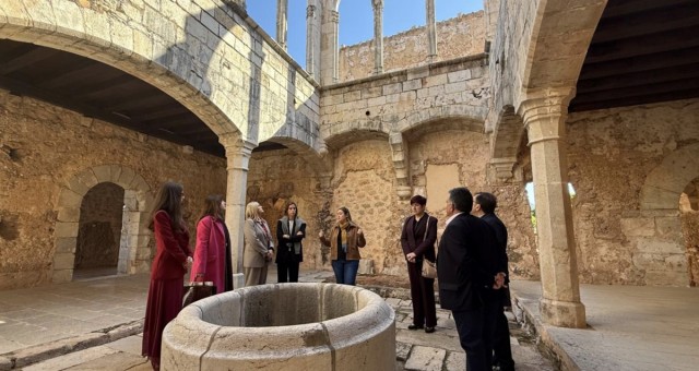 Carmen Ortí anuncia un plan director y una inversión de 1,2 millones de euros en el Monasterio de la Valldigna