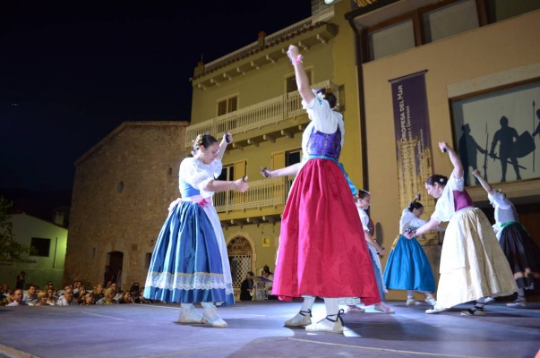 Orpesa y La Jana protagonizan un nuevo encuentro folklórico de danza para toda su ciudadanía 