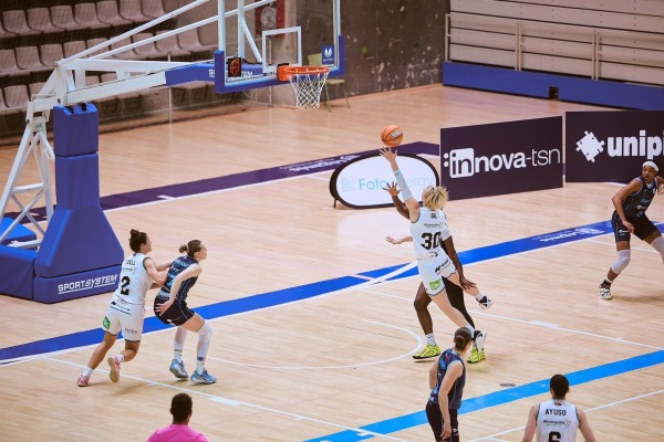 El Hozono Jairis cae en Leganés por 73-71 y cede el cuarto puesto liguero antes de la Copa de la Reina