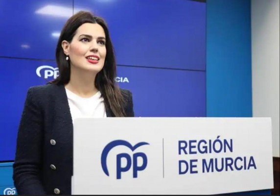 El PP acusa a los socialistas murcianos de un 