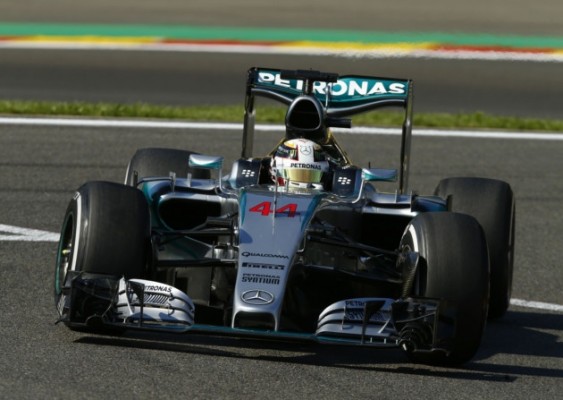 Hamilton refuerza su liderato tras ganar el Gran Premio de Rusia