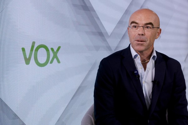 Vox rechazará los presupuestos autonómicos del PP si favorecen la acogida de inmigrantes