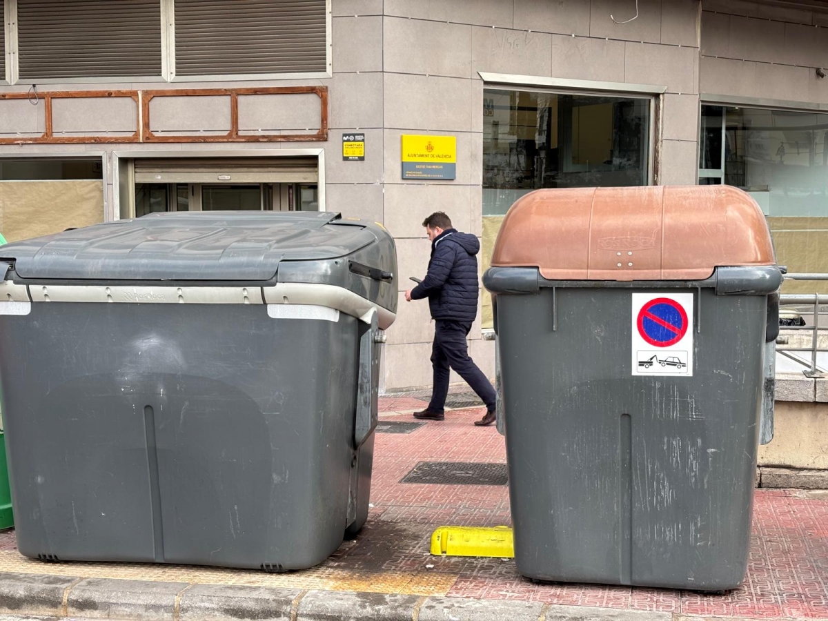 Fachada de la oficina de atención al contribuyente.