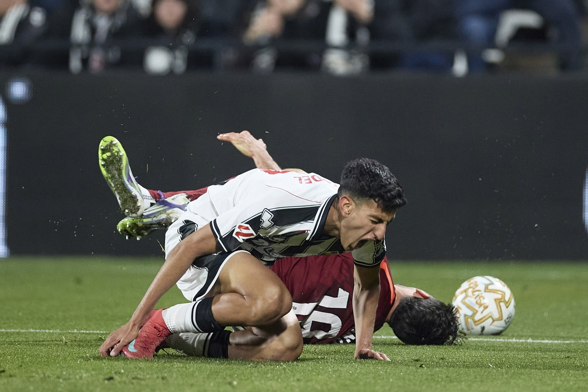 Un polémico penalti priva de la victoria a un flojo Castellón