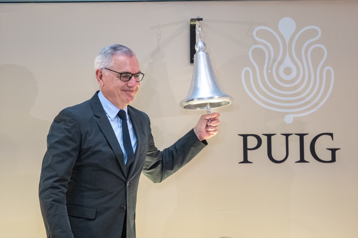 Puig negocia una fusión con la estadounidense Estée Lauder que crearía un gigante de la belleza