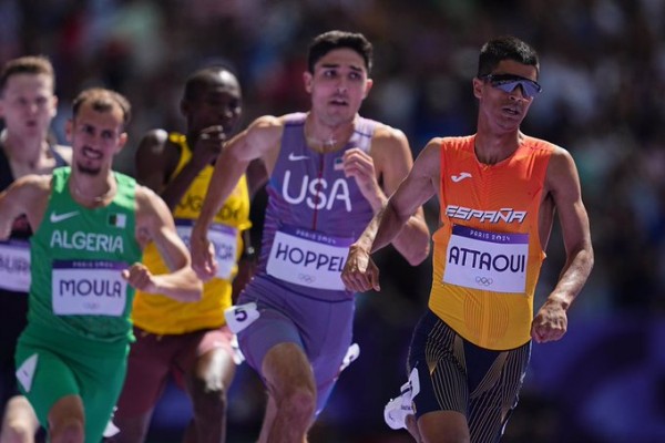 El español Mohamed Attaoui se clasifica para la final de los 800 m de Paris 2024