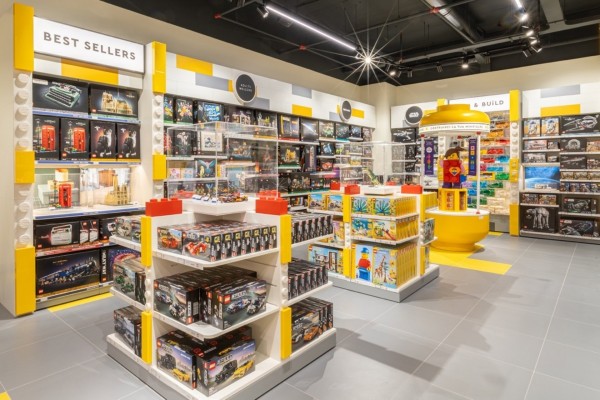 Lego aterriza en la Región de Murcia con su primera tienda en el centro comercial Nueva Condomina