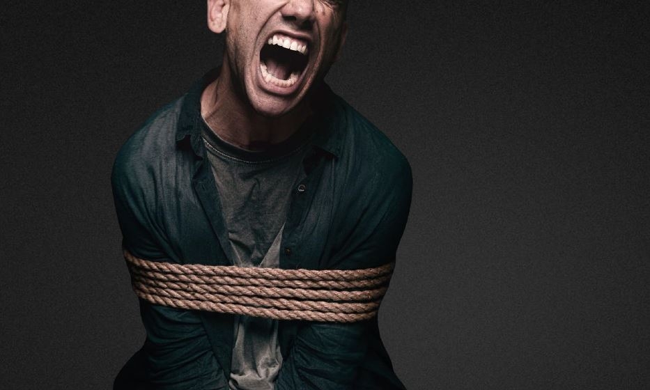 El murciano Jaime Lorente protagoniza el thriller de suspense 'La Silla, 