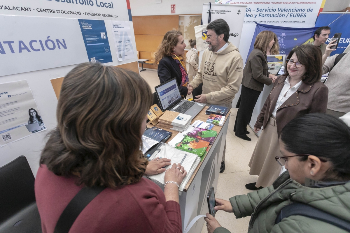 La UA une con su Maratón de Empleo a empresas y alumnado, que alcanza el 80% de empleabilidad