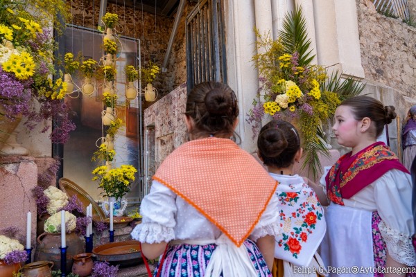 Cruces de Mayo 2026 en Cartagena: abierto el plazo para instalar barras
