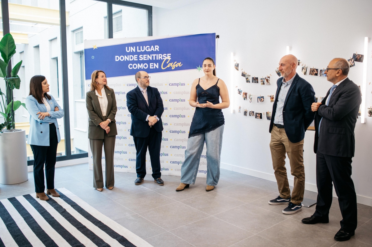 La oferta se concreta en estudios individuales y dobles totalmente equipados, con baño privado y cocina. - La oferta se concreta en estudios individuales y dobles totalmente equipados, con baño privado y cocina.