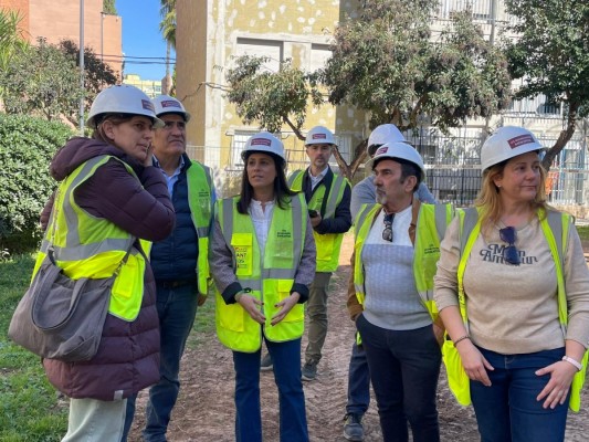 Las obras del 'Plan de Barrios' en Rafalafena completan cerca del 70 % de las medidas de eficiencia