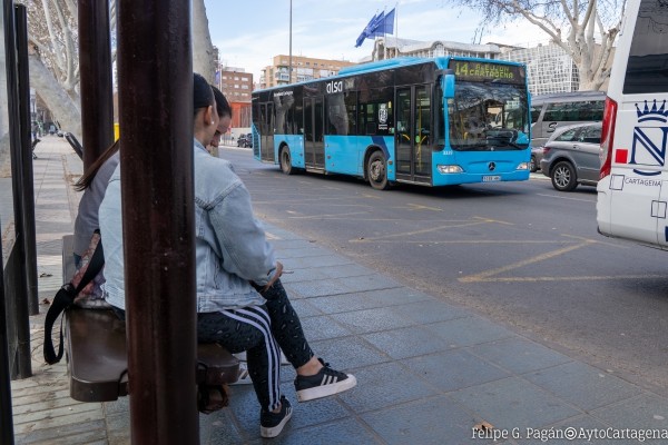 Cartagena ofrecerá autobuses gratuitos este viernes para facilitar la movilidad
