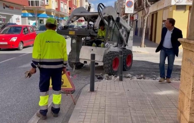 Siete empresas optan al reasfaltado de calles en el casco y pedanías de Elche por 2,1 millones