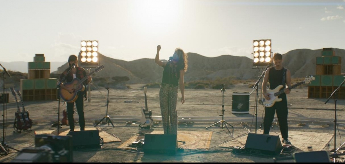 Arde Bogotá también brilla en HBO Max: el grupo cartagenero es uno de los protagonistas de la serie 'Acoustic Home'