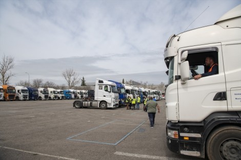 La subida del diésel sacude a los transportistas: cae la actividad, bajan los márgenes y las ayudas no llegan