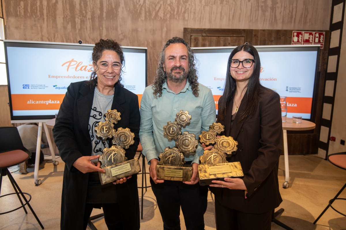 Los Premios Plaza Emprendedores 2025 confluyen en valor de equipo, redes y el conocimiento aplicado