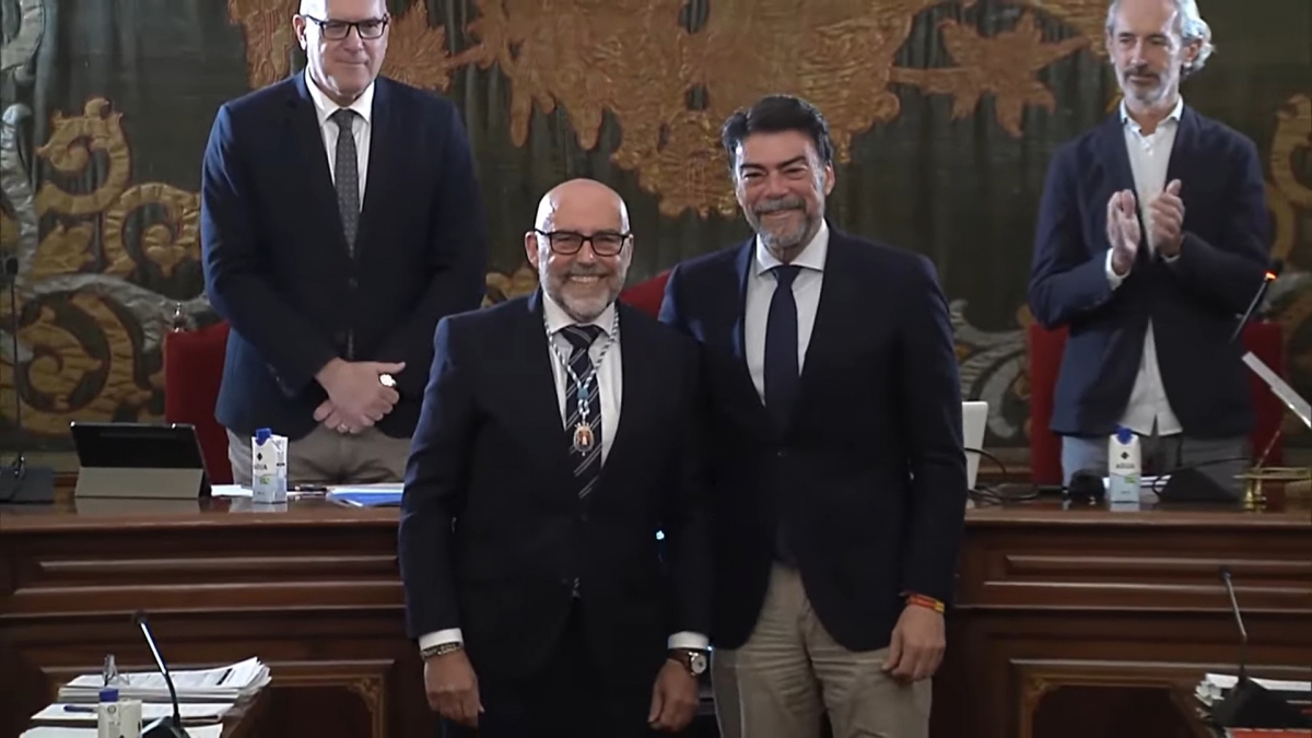 El PP de Alicante completa el relevo de Gómez con la incorporación de Morata como nuevo edil