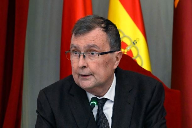 Banderas a media asta por José Ballesta: luto oficial en la Región de Murcia