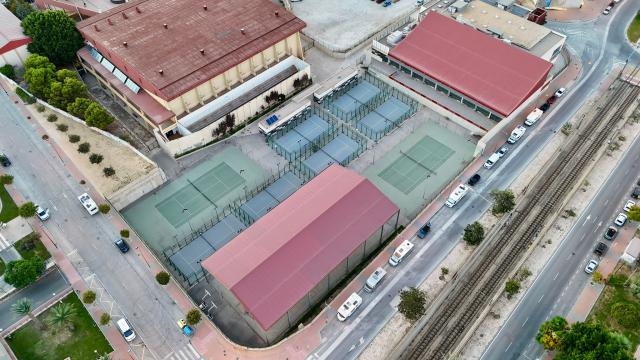 El Campello adjudica la piscina a la misma empresa que la vez anterior, que fue anulada por un Tribunal