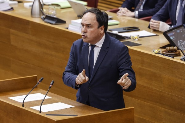 Pérez Llorca cree que Mónica Oltra no debería ser candidata ni estar en activo en política