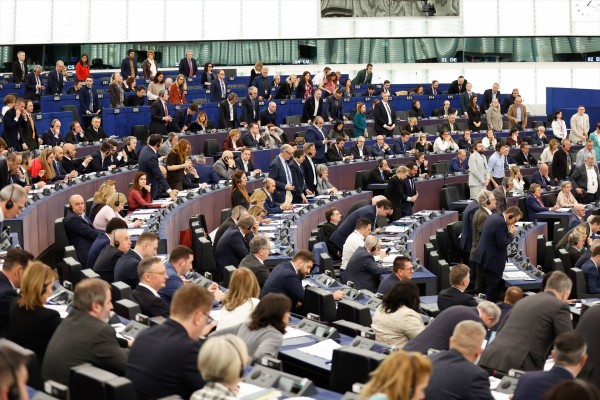 El Parlamento Europeo aprueba normas más estrictas de control de calidad del agua en la UE
