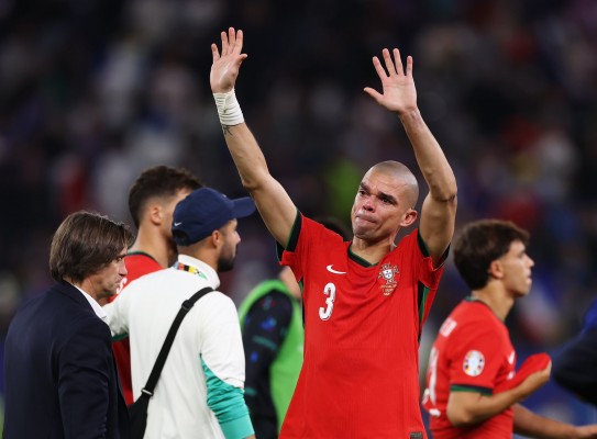 Pepe anuncia su retirada del fútbol profesional a los 41 años