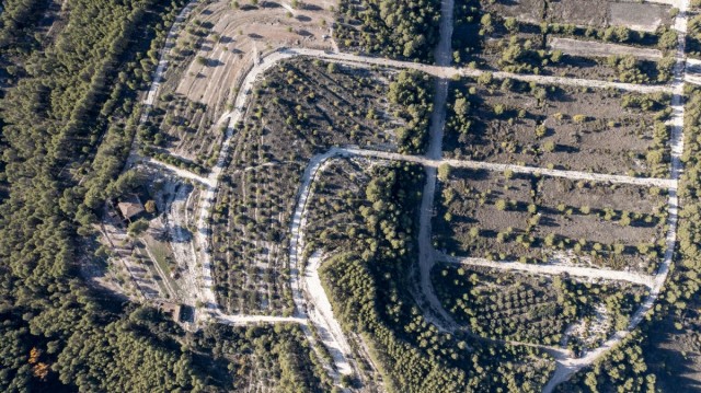 Crean una plataforma contra la macrourbanización Eco Village en Planes que proyecta hasta 500 casas