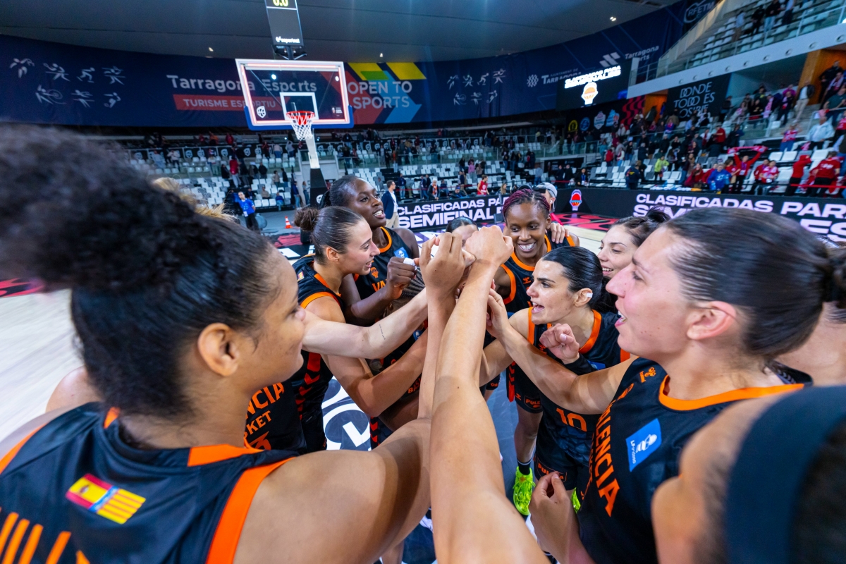 Valencia Basket busca ante el Zaragoza la final y revancha