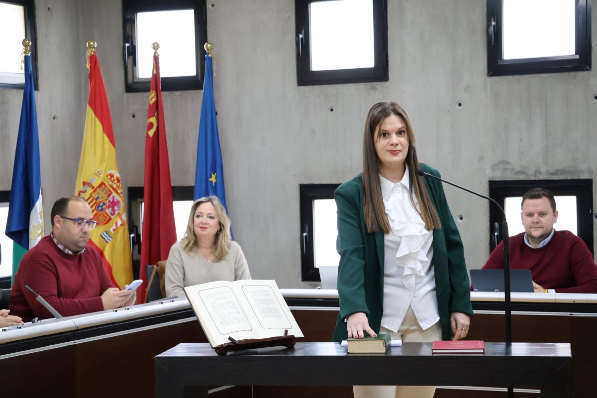 Coral Riquelme, nueva concejal de Empleo de San Pedro del Pinatar en sustitución de Mariano Alcaraz