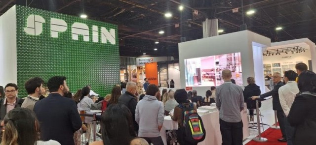 El azulejo refuerza su presencia en Coverings: acude a la feria de EEUU con la mira en la Guerra de Irán y los aranceles