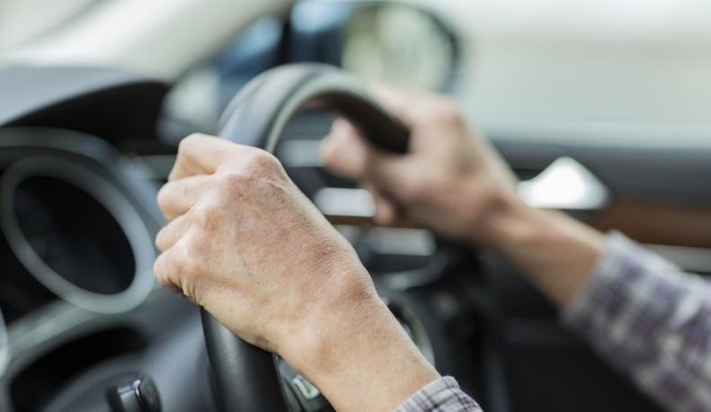 Las recomendaciones de seguridad al volante ganan peso ante el inicio de los desplazamientos de Semana Santa