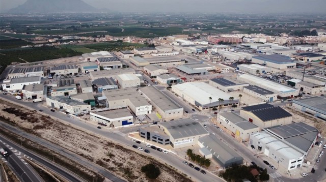 Almoradí aprueba una modificación urbanística sobre 600.000 metros para atraer empresas y generar empleo