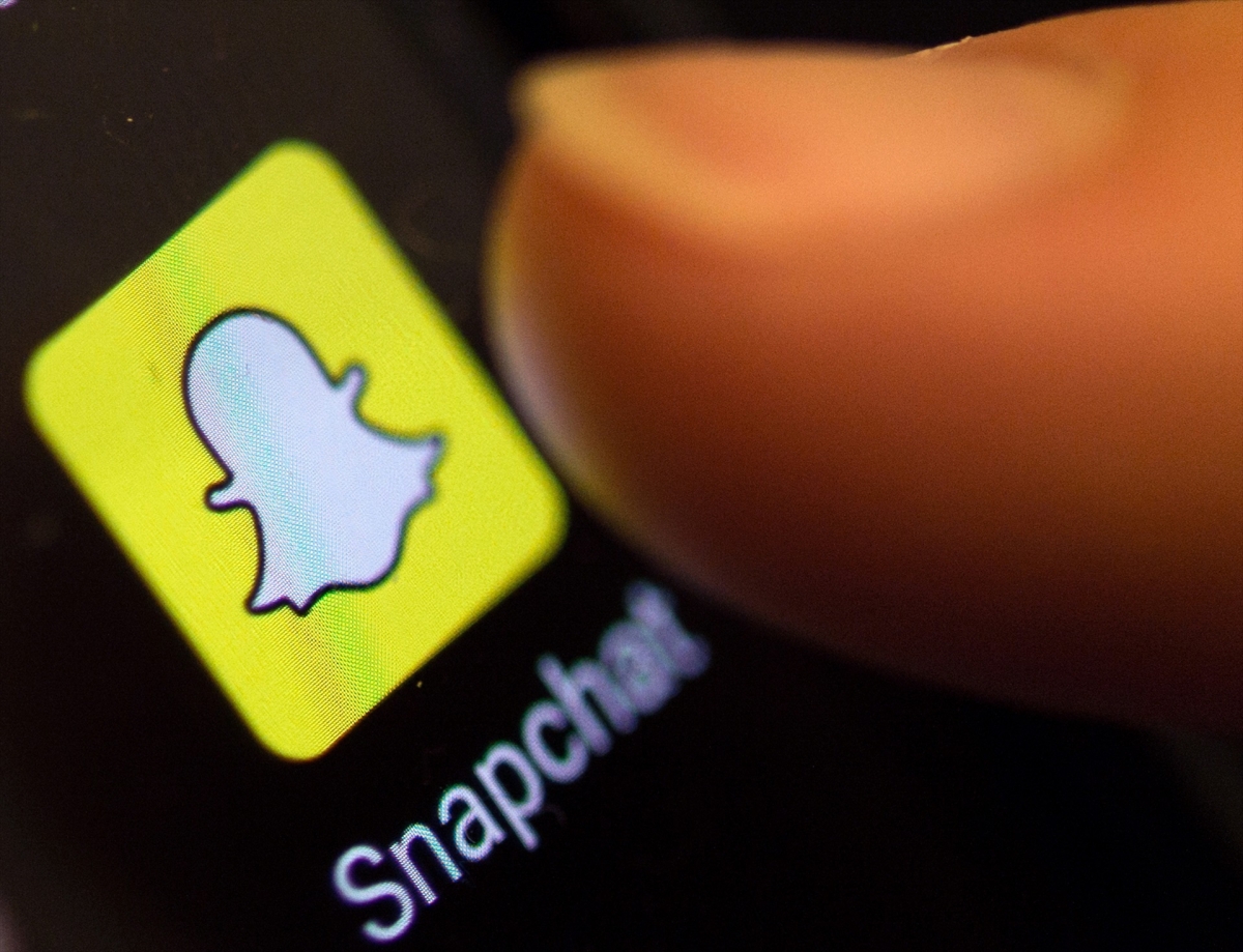 Bruselas urge a plataformas porno a imponer controles para menores e investiga a Snapchat