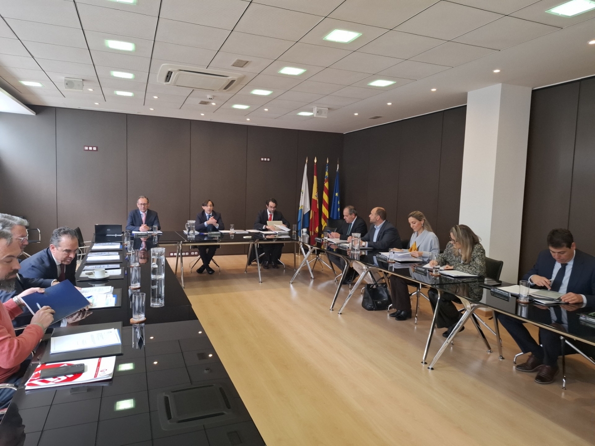 El consejo del Puerto cesa a Eleno como director y se reordena con Quintanilla y Peral como vocales